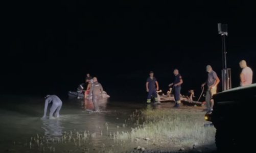 VIDEO/ Tragjedia me katër viktima në Gramsh, palombarët e RENEA-s mbërrijnë në vendngjarje, nis puna për gjetjen e trupave