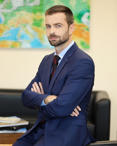 Z. BOZHIDAR TODOROV Drejtor i Përgjithshëm, Fibank Albania