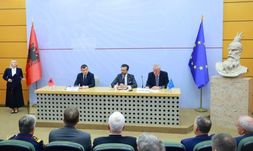 nenshkruhet marreveshja mes shqiperise dhe bashkimit europian per aktivitetet operacionale te frontex reagon ministri balla