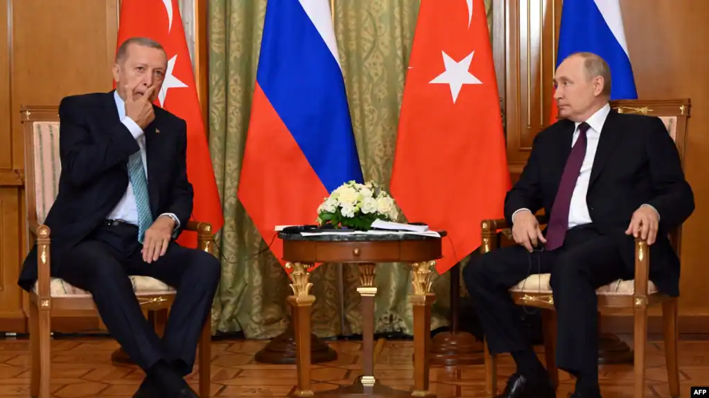 rivalitet mes turqise dhe rusise ne azine qendrore voa mund te krijoje bashkepunim mes